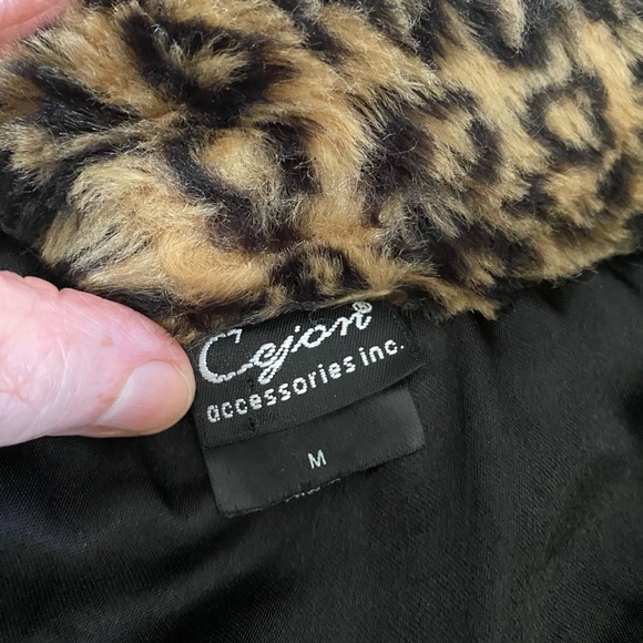 Gorgeous Cejon leopard print vest! Sz. M - Picture 8 of 11